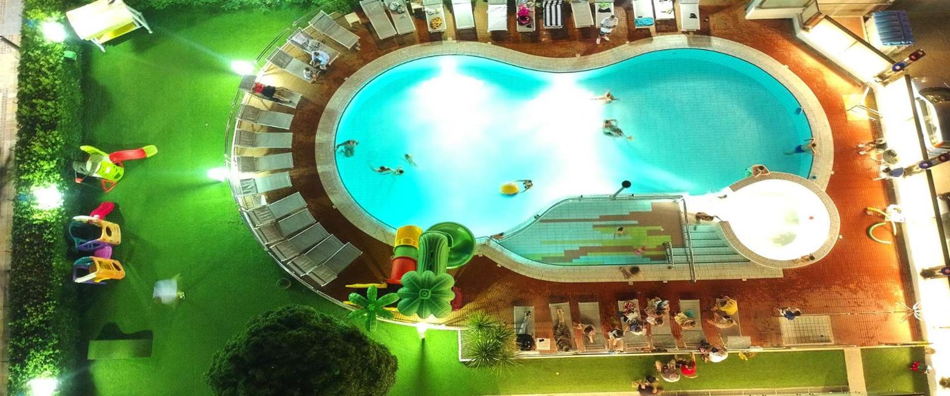 Hotel 2000 Riccione Exteriör bild