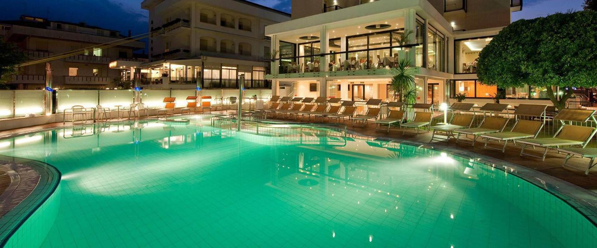 Hotel 2000 Riccione Exteriör bild