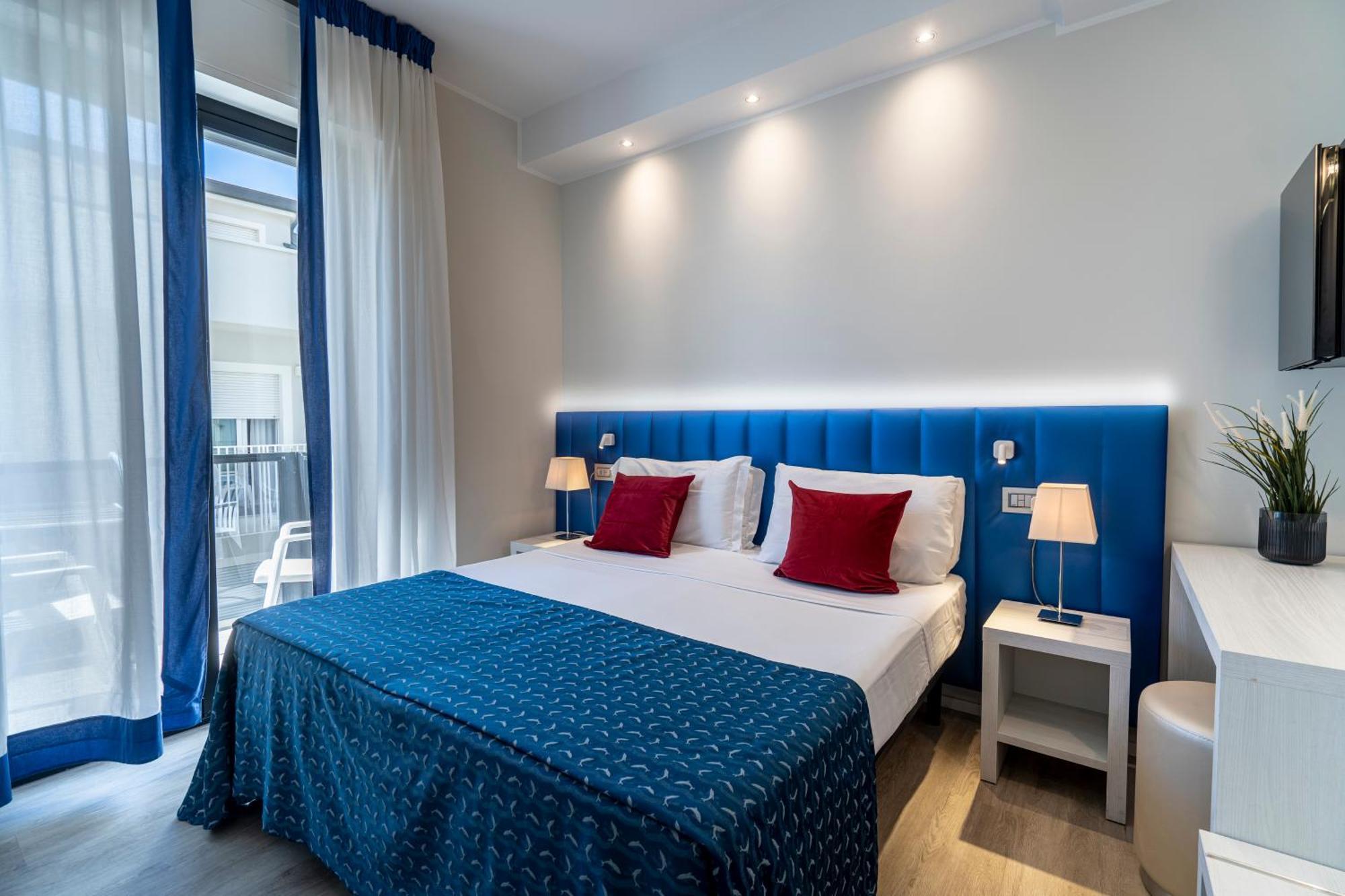 Hotel 2000 Riccione Exteriör bild