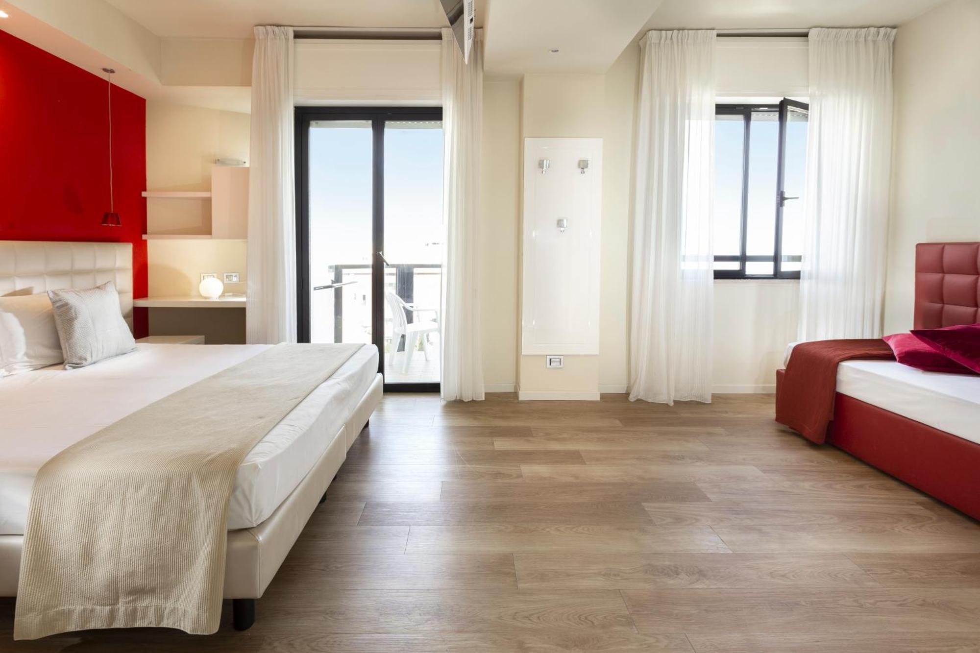 Hotel 2000 Riccione Exteriör bild