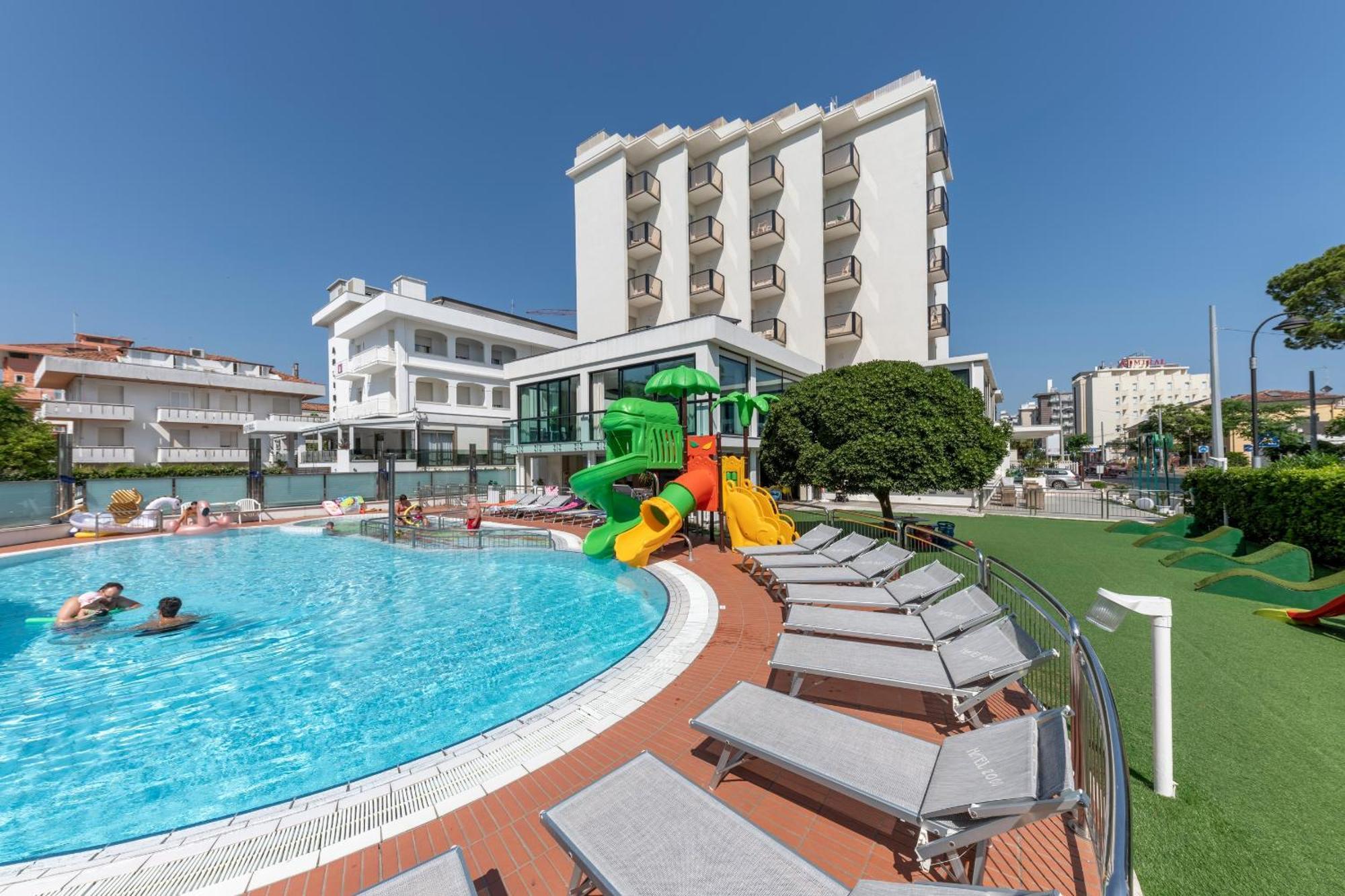 Hotel 2000 Riccione Exteriör bild